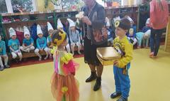 Świat bajek z dawnych lat (link otworzy duże zdjęcie)