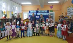 Świat bajek z dawnych lat (link otworzy duże zdjęcie)