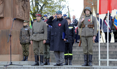 Narodowe Święto oraz Bieg Niepodległości (link otworzy duże zdjęcie)