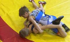 Sukcesy gnieźnieńskich zapaśników (link otworzy duże zdjęcie)