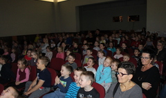 Spektakl ekologiczny z ważnym przesłaniem (link otworzy duże zdjęcie)