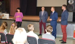 Konkurs plastyczny „Biegiem po niepodległość” (link otworzy duże zdjęcie)