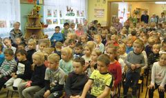 Gnieźnianie Czytają Małym Polanom