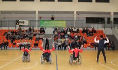 Niezwykły pokaz tańca w SP2 (link otworzy duże zdjęcie)