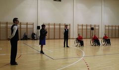 Niezwykły pokaz tańca w SP2 (link otworzy duże zdjęcie)