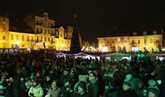 Świąteczny jarmark ponownie zachwycił gnieźnian (link otworzy duże zdjęcie)