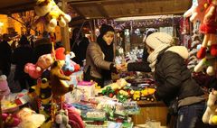 Świąteczny jarmark ponownie zachwycił gnieźnian (link otworzy duże zdjęcie)