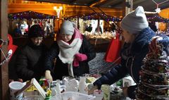 Świąteczny jarmark ponownie zachwycił gnieźnian (link otworzy duże zdjęcie)