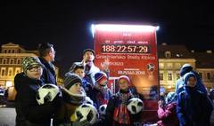 Morsy, zumba i muzyka, czyli drugi dzień świątecznego jarmarku (link otworzy duże zdjęcie)