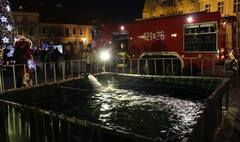 Morsy, zumba i muzyka, czyli drugi dzień świątecznego jarmarku (link otworzy duże zdjęcie)