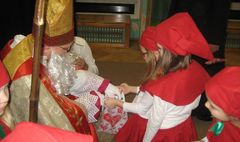 Nocne oczekiwanie na św. Mikołaja (link otworzy duże zdjęcie)