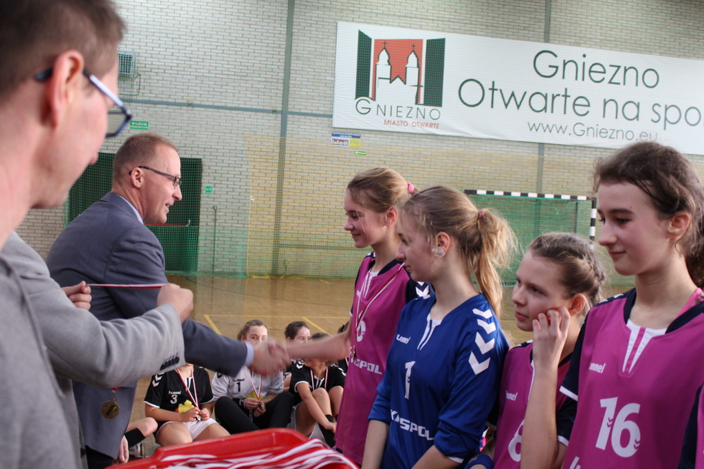 Urzad Miejski W Gnieznie Sp 12 Mistrzem Gniezna W Pilce Recznej Urzad Miejski W Gnieznie Sp 12 Mistrzem Gniezna W Pilce Recznej