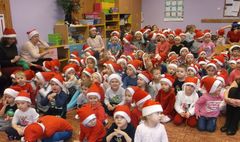 Świąteczny pociąg do krainy bajek