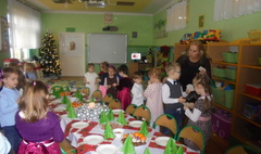 Jasełka, które przypominają o znaczeniu świąt (link otworzy duże zdjęcie)