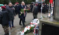 Gnieźnianie uczcili pamięć powstańców (link otworzy duże zdjęcie)