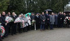 Gnieźnianie uczcili pamięć powstańców (link otworzy duże zdjęcie)