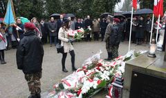 Gnieźnianie uczcili pamięć powstańców (link otworzy duże zdjęcie)