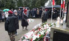 Gnieźnianie uczcili pamięć powstańców (link otworzy duże zdjęcie)