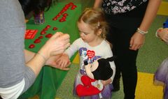 Przedszkole nr 13 zagrało dla WOŚP (link otworzy duże zdjęcie)