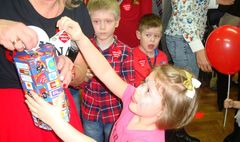 Przedszkole nr 13 zagrało dla WOŚP (link otworzy duże zdjęcie)