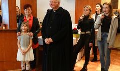 Najmłodsi pamiętali o babciach i dziadkach (link otworzy duże zdjęcie)