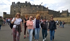 Do Edynburga po szkolne inspiracje (link otworzy duże zdjęcie)
