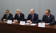 PKP-PLK przekazało 5 mln zł na przebudowę wiaduktu w Gnieźnie (link otworzy duże zdjęcie)