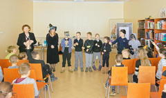 „Dziewięć żyć, chodzącymi własnymi drogami, czyli kot w fantastyce”
w ramach IX Konwentu F (link otworzy duże zdjęcie)