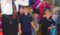 Karnawałowy bal przedszkolaków (link otworzy duże zdjęcie)