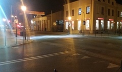 Doświetlono kolejne przejścia (link otworzy duże zdjęcie)