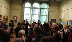 Artysta, który buntuje się przeciwko sobie (link otworzy duże zdjęcie)