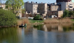 Zarybianie Jeziora Jelonek