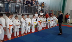 Udany start karateków z Inochi Gniezno podczas Dragon Cup (link otworzy duże zdjęcie)