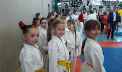 Udany start karateków z Inochi Gniezno podczas Dragon Cup (link otworzy duże zdjęcie)