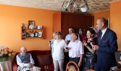 Sto lat pana Feliksa Zalaszewskiego (link otworzy duże zdjęcie)