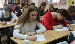 Historia Polski w opowieściach o stolicach