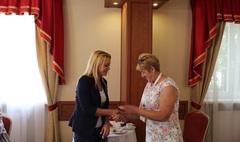 Odznaczenia Stowarzyszenia Dzieci Wojny (link otworzy duże zdjęcie)