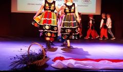 Najmłodsi odkrywali uroki kultury ludowej (link otworzy duże zdjęcie)