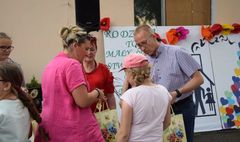 Rodzinny festyn na Osiedlu Grunwaldzkim (link otworzy duże zdjęcie)