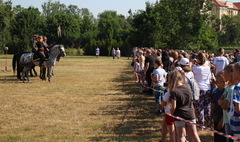 Rozpoczęcie rajdu szlakiem 3. Pułku Ułanów Wielkopolskich (link otworzy duże zdjęcie)
