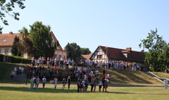 Rozpoczęcie rajdu szlakiem 3. Pułku Ułanów Wielkopolskich (link otworzy duże zdjęcie)