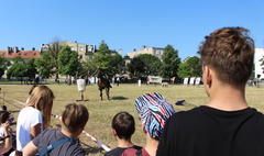 Rozpoczęcie rajdu szlakiem 3. Pułku Ułanów Wielkopolskich (link otworzy duże zdjęcie)