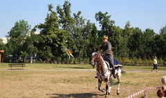 Rozpoczęcie rajdu szlakiem 3. Pułku Ułanów Wielkopolskich (link otworzy duże zdjęcie)