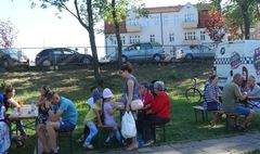 Barwny festyn integrujący całe rodziny (link otworzy duże zdjęcie)