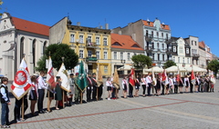 IX Ogólnopolski Zlot Szkół im. Powstańców Wielkopolskich (link otworzy duże zdjęcie)