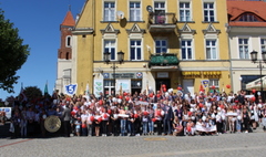 IX Ogólnopolski Zlot Szkół im. Powstańców Wielkopolskich (link otworzy duże zdjęcie)