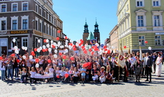 IX Ogólnopolski Zlot Szkół im. Powstańców Wielkopolskich (link otworzy duże zdjęcie)