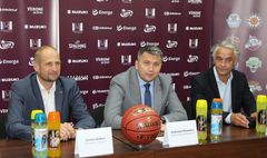 Gniezno gospodarzem meczu o Superpuchar Polski (link otworzy duże zdjęcie)