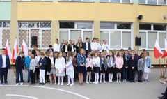 Zakończenie roku szkolnego 2017/2018 (link otworzy duże zdjęcie)