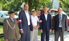 Gnieźnianie upamiętnili powstańców warszawskich (link otworzy duże zdjęcie)